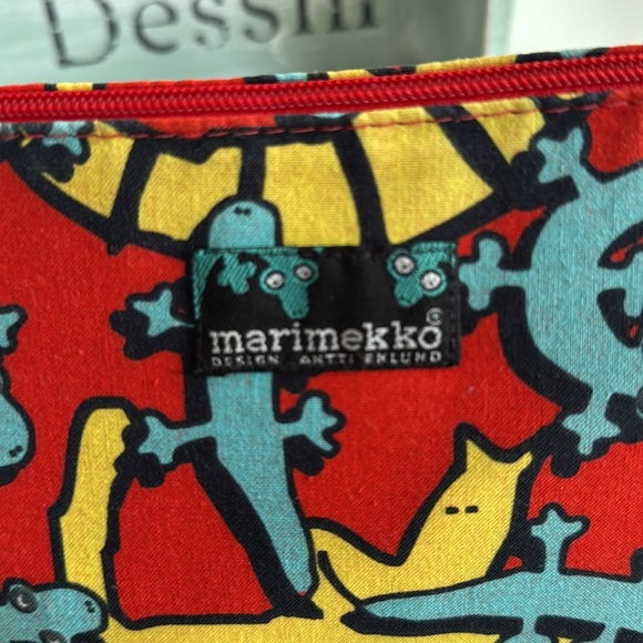Marimekko Red Toiletry Pouch with Blue and Yellow Lizard Animal Print - Picture 2 of 10